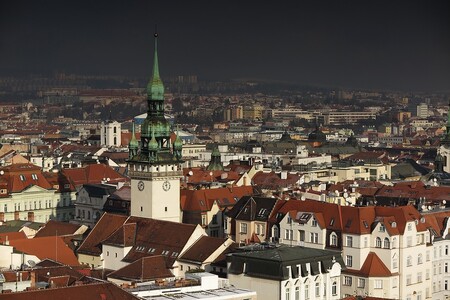 Celkem 28 firem a institucí se připojí k vedení města Brna ve snaze snížit emise oxidu uhličitého do roku 2030 o 40 procent. / Ilustrační foto