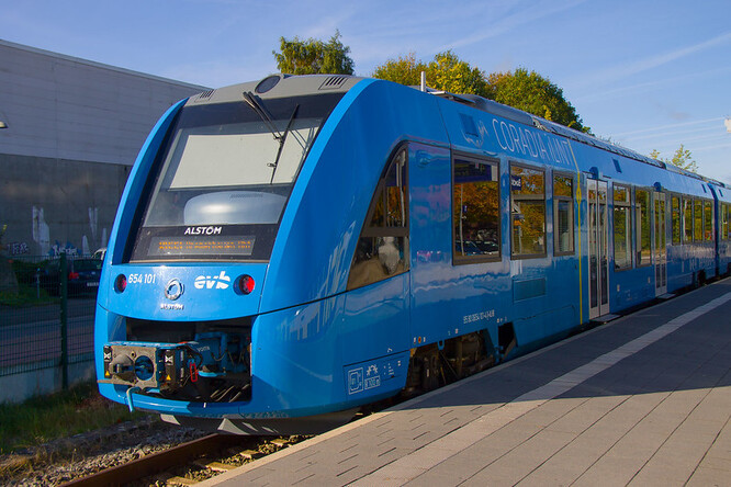 Od roku 2018 jezdí vodíkové vlaky od Alstomu v několika evropských zemích, najezdily zhruba 200 000 kilometrů, z toho 180 000 v Německu.