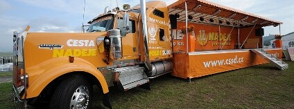 Volební truck ČSSD pro krajské volby 2008. Foto: ČSSD Volební truck ČSSD pro krajské volby 2008. Foto: ČSSD