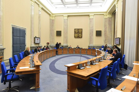 Zasedání vlády Andreje Babiše 18. prosince 2017.