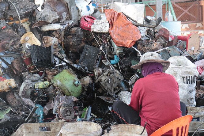 Recyklace odpadu v Thajsku.