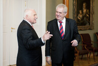 Exprezident Václav Klaus a prezident Miloš Zeman