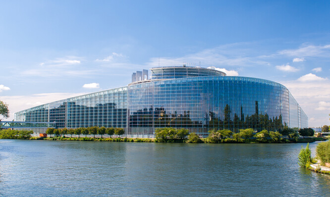 Budova Evropského parlamentu ve Štrasburku.