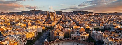 Letecký pohled na Barcelonu Foto: Depositphotos