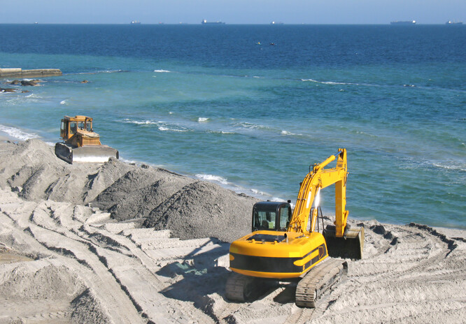 UNEP doporučil, aby bylo bagrování písku zakázáno i na plážích, aby se ochránila odolnost pobřeží.