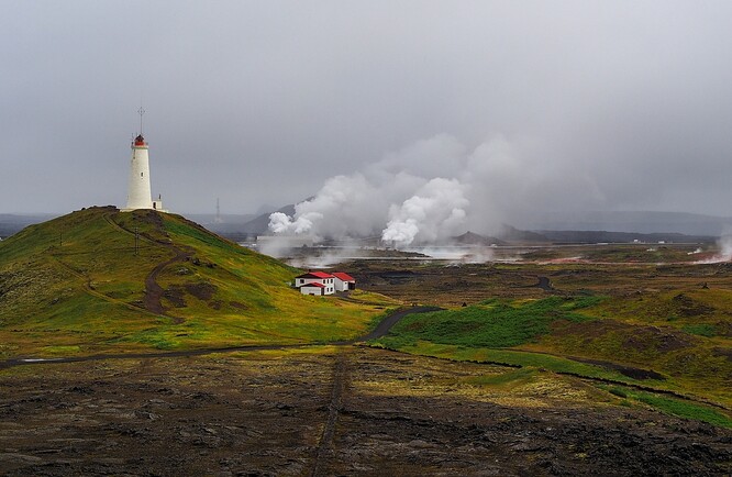 Poloostrov Reykjanes na jihozápadě Islandu.