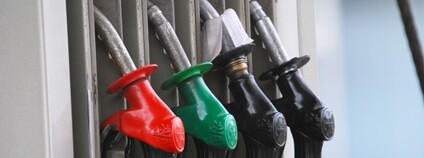 Benzinová pumpa Foto: Depositphotos