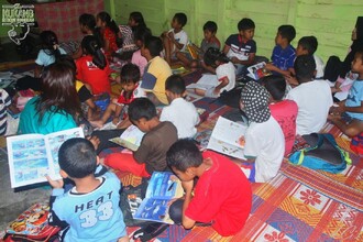 Anglicko-environmentální škola pro děti na Sumatře.
