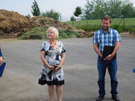 Kompostárna ve Slivenci v Praze - Jana Plamínková (radní hl. m. Prahy) a Radim Polák (vedoucí oddělení odpadů odboru ochrany prostředí MHMP)