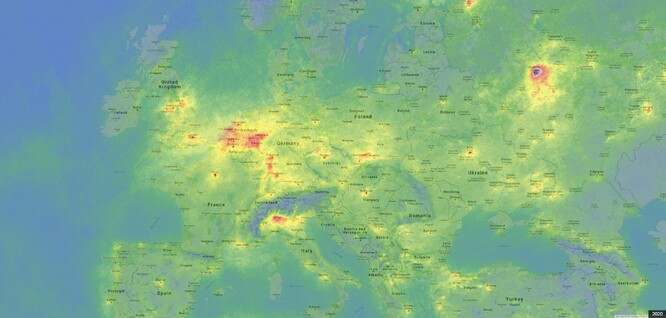 Na snímku koncentrace NO2 na území Evropy, období 16. 3. až 8. 4. 2020.