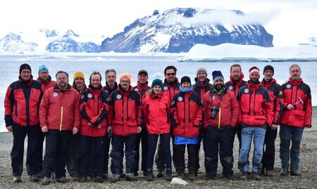 Tým českých vědců na expedici na Antarktidě v roce 2017