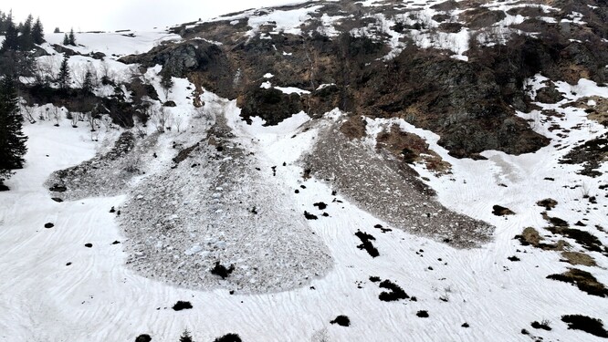 Tři laviny ve Velké kotlině z března letošního roku