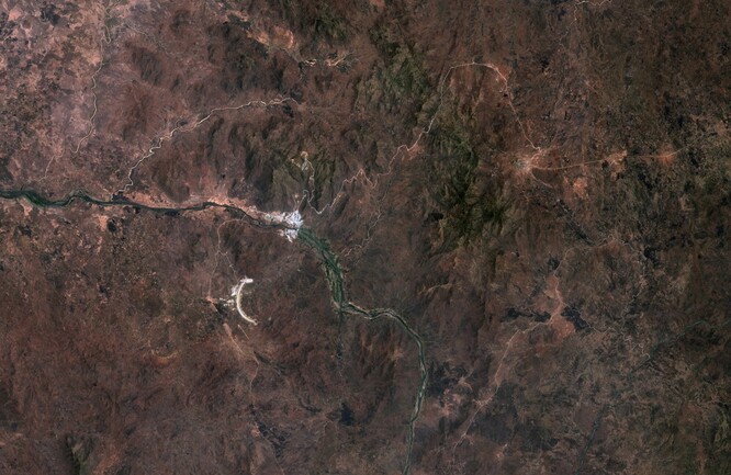 Přehrada v severozápadní Etiopii poblíž hranice Súdánu, jak ji zachytil satelit Sentinel-2 dne 4. dubna 2020.