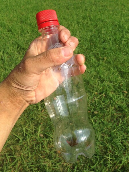 Návštěvníci běžeckého závodu Nature Run v Liberci si v neděli budou moci poprvé vyzkoušet automat na vracení plastových lahví. / Ilustrační foto