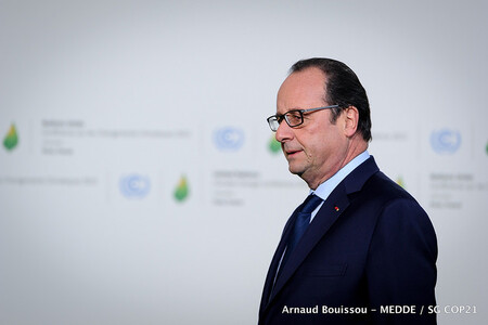 "Chtěl bych vám dnes oznámit, že Francie mezi roky 2016 a 2020 věnuje šest miliard eur na elektrifikaci (afrického) kontinentu," řekl Hollande na dnešním summitu s 12 africkými vůdci, který se konal v rámci klimatické konference. "Další dvě miliardy Francie investuje do obnovitelných energií," dodal.