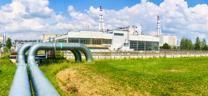 Litva do roku 2009 provozovala v Ignalině jadernou elektrárnu ze sovětské éry, kterou však musela na žádost EU zavřít. Z následných plánů na výstavbu nové elektrárny u města Visaginas nakonec sešlo.