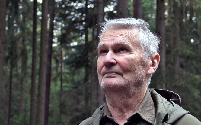 Vladislav Ferkl v lese na Klokočné.