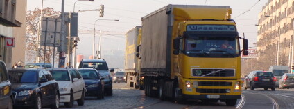 Kamiony projíždějící Prahou Foto: Martin Singr / Ekolist.cz