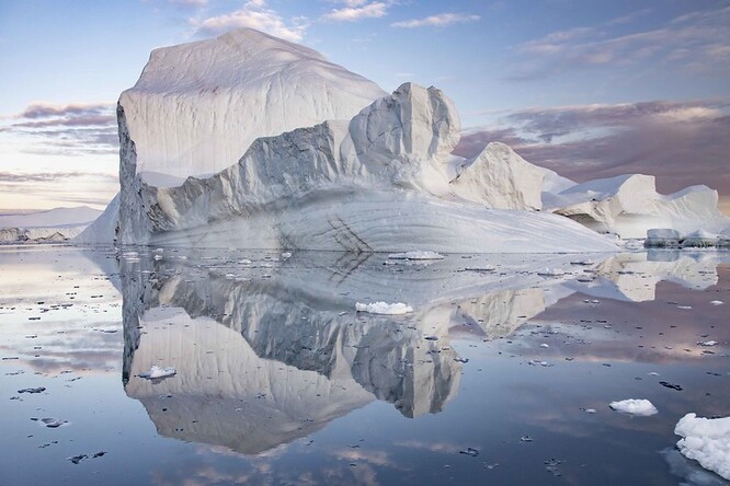 Sezona tání ledovců v Grónsku trvá zpravidla od června do srpna. Letos už podle Polar Portal od června zmizelo přes 100 miliard tun ledu.