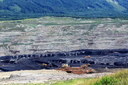 Ústecký, Moravskoslezský a Karlovarský kraj, tedy regiony, které poškodila těžba uhlí, budou moci využít na svou obnovu až 10,1 miliardy korun. / Ilustrační foto