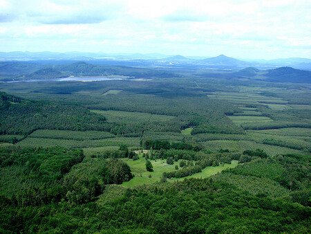 Hladina vody v jezeře, které je hluboké až 12 metrů, klesne zhruba o 1,7 metru. Hladina vody v jezeře, které je hluboké až 12 metrů, klesne zhruba o 1,7 metru.