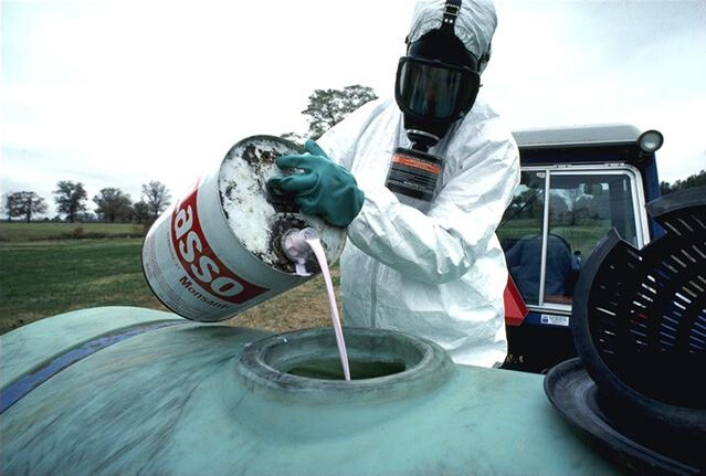 Pesticidy firmy Monsanto.