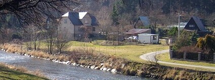 Řeka Opava v Nových Heřminovech Foto: MartinVeselka Wikimedia Commons