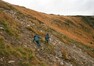 Odtrhová místa v Malé Úpské rokli po pádu lavin v r. 1999. Zakládáme monitorovací plochy na sukcesi vegetace.