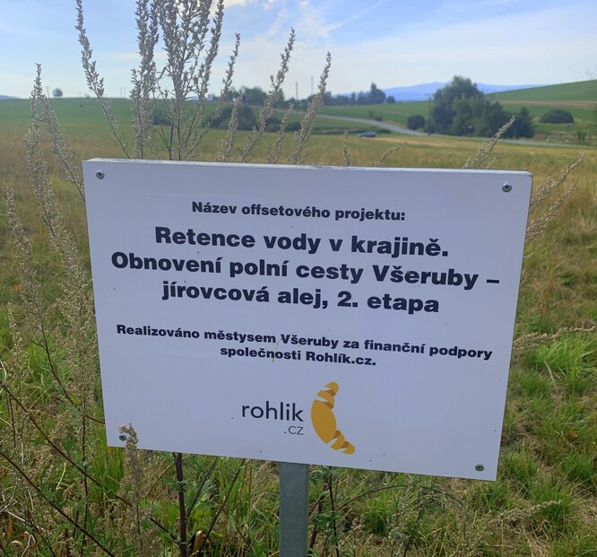 Offsetový projekt v obci  Všeruby. Obnovení polní cesty, podpořeno firmou Rohlik.cz