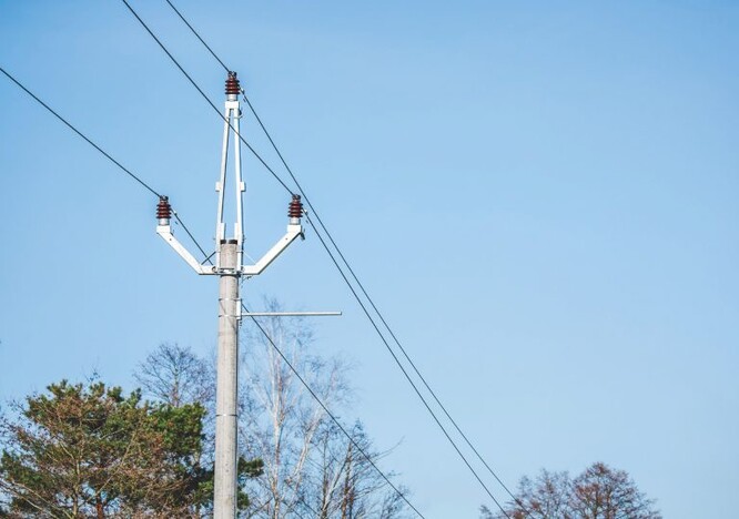 Bezpečná konzole se šikmými rameny. Bezpečná konzole se šikmými rameny.