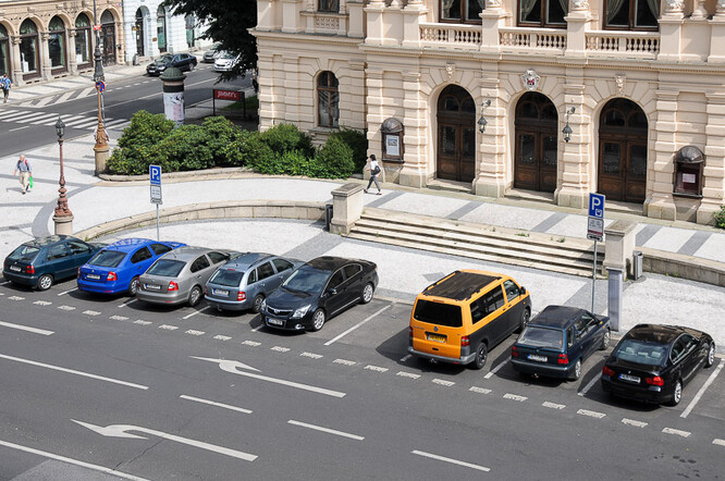 Cílem parkování zadarmo je podpora ekologicky šetrné dopravy. Ilustrační snímek.