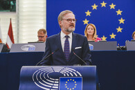 Petr Fiala hovoří k Evropskému parlamentu