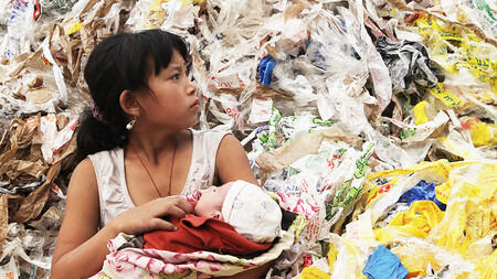 Soutěžit v Mezinárodní kategorii bude dokument Plastová Čína o zařízení na recyklaci plastů v Číně a lidech okolo něj