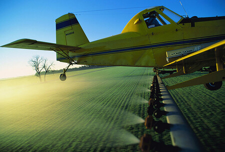 Norma kvůli předpisům EU upravuje i registraci hnojiv či leteckou aplikaci kapalných hnojiv.