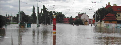 Zaplavená stanice tramvaje při povodních v roce 2002 Foto: Jan Stejskal Ekolist.cz