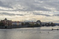 Praha s řekou Vltavou