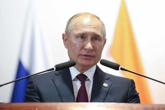 Evropa si sama vytvořila s plynem vlastní problémy a měla by si je vyřešit taky sama, poznamenal Putin podle agentury Reuters.