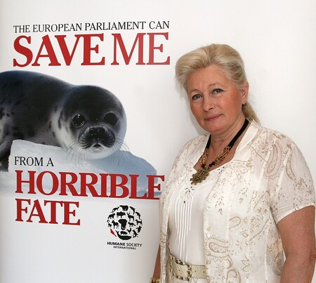Zuzana Roithová coby poslankyně Evropského parlamentu podpořila zákaz obchodování s produkty z tuleňů