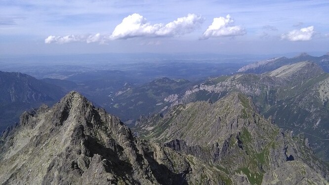 Panorama z nejvyššího bodu Polska - vrcholu Rysy.