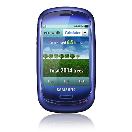 Samsung Blue Earth je vybaven aplikací eco walk, která vypočítá, kolik emisí CO2 jste ušetřili tím, že jste nechali auto doma a danou trasu ušli pěšky.