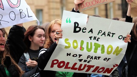 K požadavkům studentů, aby byli politici více aktivní v ochraně klimatu a snižování emisí, se přidali někteří čeští učitelé základních a středních škol. / Ilustrační foto