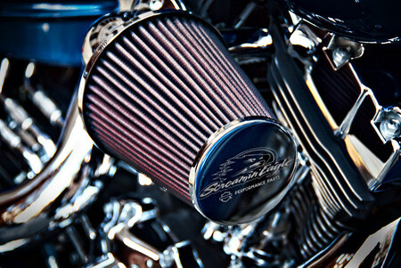 Supertuner Screaming Eagle. Zvýší výkon, zvýší emise. Supertuner Screaming Eagle. Zvýší výkon, zvýší emise.