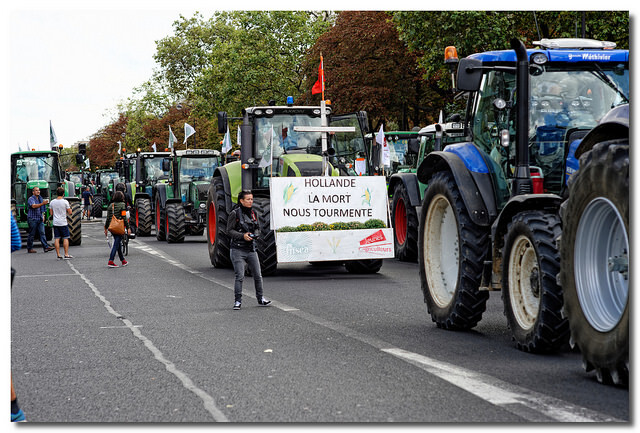 Na ilustračním snímku protesty zemědělců v Paříži.