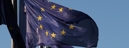 Vlajky EU před sídlem Evropské komise v Bruselu. Foto: Jan Stejskal/Ekolist.cz