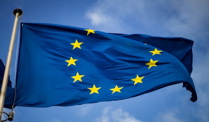 Ve společném prohlášení to uvedli prezidenti zemí Evropské unie včetně českého prezidenta Miloše Zeman. Dokument vydali k nedělnímu Dni Evropy a ke konferenci o budoucnosti Evropy, která v neděli začíná.