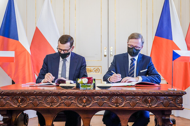 Podpis dohody o řešení vlivů těžební činnosti v povrchovém dole Turów .