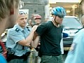 Cyklista je zadržen
