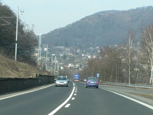 Silnice z Prahy do ĂšstĂ­ nad Labem